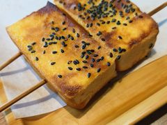 -街角等你.大连海鲜烧烤.经典铁板海鲜串(西安路店)