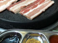 -韩红石板肉(范西路店)