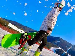 -鳌山滑雪度假区