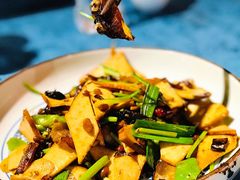 -长安炊烟庭院陕菜(七路明光路店)
