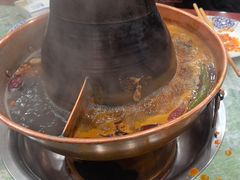 -楼外楼大刀肉传统火锅(西安大路店)