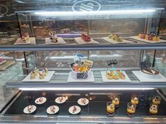 面包甜点陈列柜-永安新城皇冠假日酒店-美厨自助餐厅