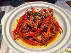 -肥肥虾庄·金牌油焖大虾(汉街SKP店)