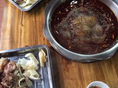 -金鼎雪山牦牛杂火锅(理县总店)