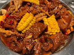 白花生猪手煲-李氏八大件老菜馆(万宝街店)