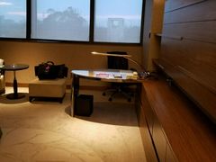 -上海滴水湖皇冠假日酒店