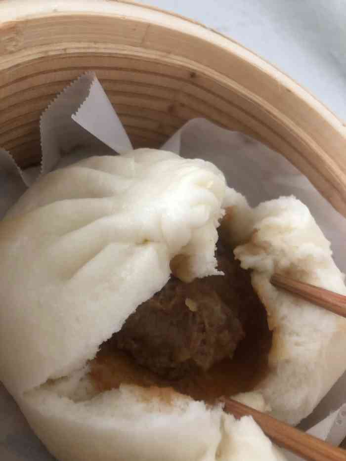 名仕包子-"新名仕原来是酒家,几月前在门面处新开了包.