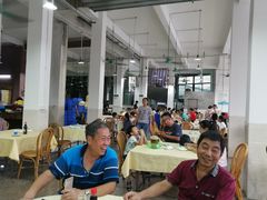 大堂-标记美食新鲜猪杂(兴南大道店)