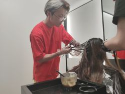 -斑斓色彩沙龙