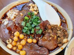 -谢老五跷脚牛肉·非遗传承店