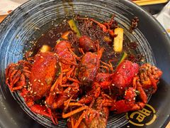 -肥肥虾庄·金牌油焖大虾(汉口城市广场店)