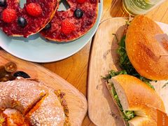 -Catch Bagel(芳草地店)