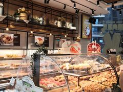 面包甜点陈列柜-罗森尼娜(德思勤店)