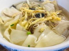 -笑来喜馄饨小笼工坊店(湖滨街店)