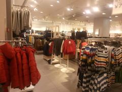 -H&M(华润万象城店)