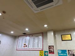 大堂-凡老头米线砂锅(古荡新村西粮站)