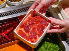 -海底捞火锅鲜切牛肉主题店(长寿路店)