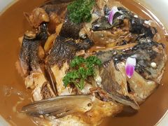 -阿三鱼头泡饼·家常菜