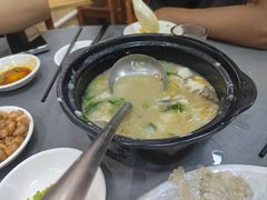 -官塘陈记鱼生·潮汕砂锅粥·牛肉火锅(潮枫路总店)