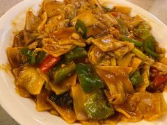 特色炒面片-伊祥·敦煌楼