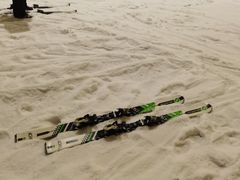 -乔波室内滑雪场