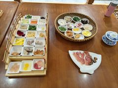 -香麒园·过桥米线·南湖雅宴
