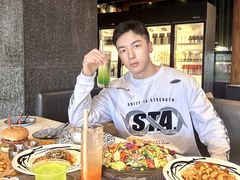 -STARRY CAFE & LOUNGE BAR(高新店)