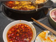 -两三事小郡肝串串香火锅(桂庙店)