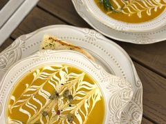 -Mark&Mars Restaurant