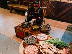 -瑶王府·广西菜(茶花园店)