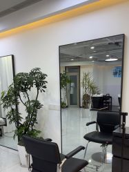 -V7 HAIR SALON