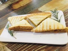 -柯斗斗主题餐厅·狗咖·围炉煮茶·茶饮(国瑞升平里店)