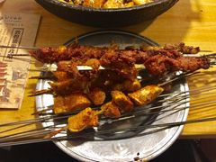 -老钟家烤羊排·敦伊阁清真餐厅胡羊焖饼