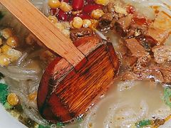 -麻婆婆白家肥肠粉(海岸城店)