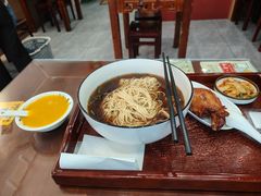 -百年老字号·观振兴蟹黄面·三虾面·苏式面(观前街富仁坊巷店)