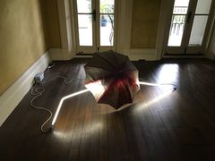 -Nathalie Djurberg与Hans Berg“牛皮纸包裹的月亮”-Prada荣宅当季展览