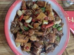 -老三样·美食研究中心(世贸路店)