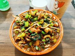 -玲玲米粉·新疆现炒米粉(大十字总店)