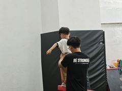 -赫石少儿体能馆(奥森店)