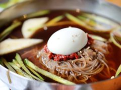 -唯成•韩国炭火烤肉 유성고기