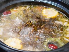 -野迹·石橄榄鸡·烧烤(新洲店)