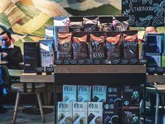 零售区-星巴克(珠海仁恒滨海中心店)
