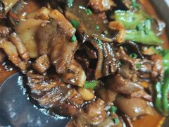 -黄泥岗·地道湖北菜(奥特莱斯店)