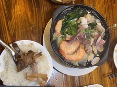 -万和春排骨砂锅米饭(湖北路店)