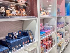 -泡泡玛特POPMART(东直门来福士店)