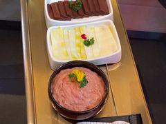 -左庭右院鲜牛肉火锅(金山万达店)