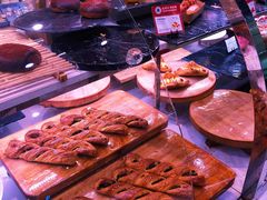 -巴黎贝甜(华堂新辰汇店)