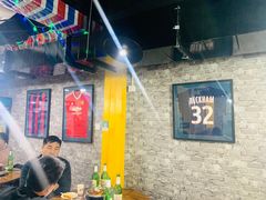 大堂-老红桥炸灌肠牛肚锅烧烤(定福庄店)