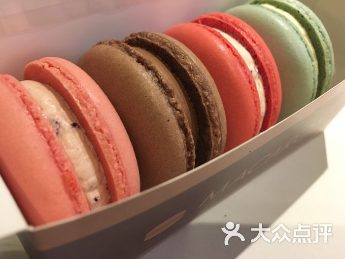 麦当劳麦咖啡(静安寺店)图片 - 第1张