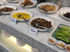 -川骄海鲜自助(王府井奥莱UP TOWN店原世界之花店)